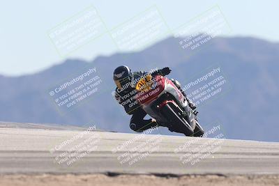 media/Oct-30-2025-Racers Edge (Thu) [[dabbdaf680]]/3-B Group/Session 4 Turn 9/